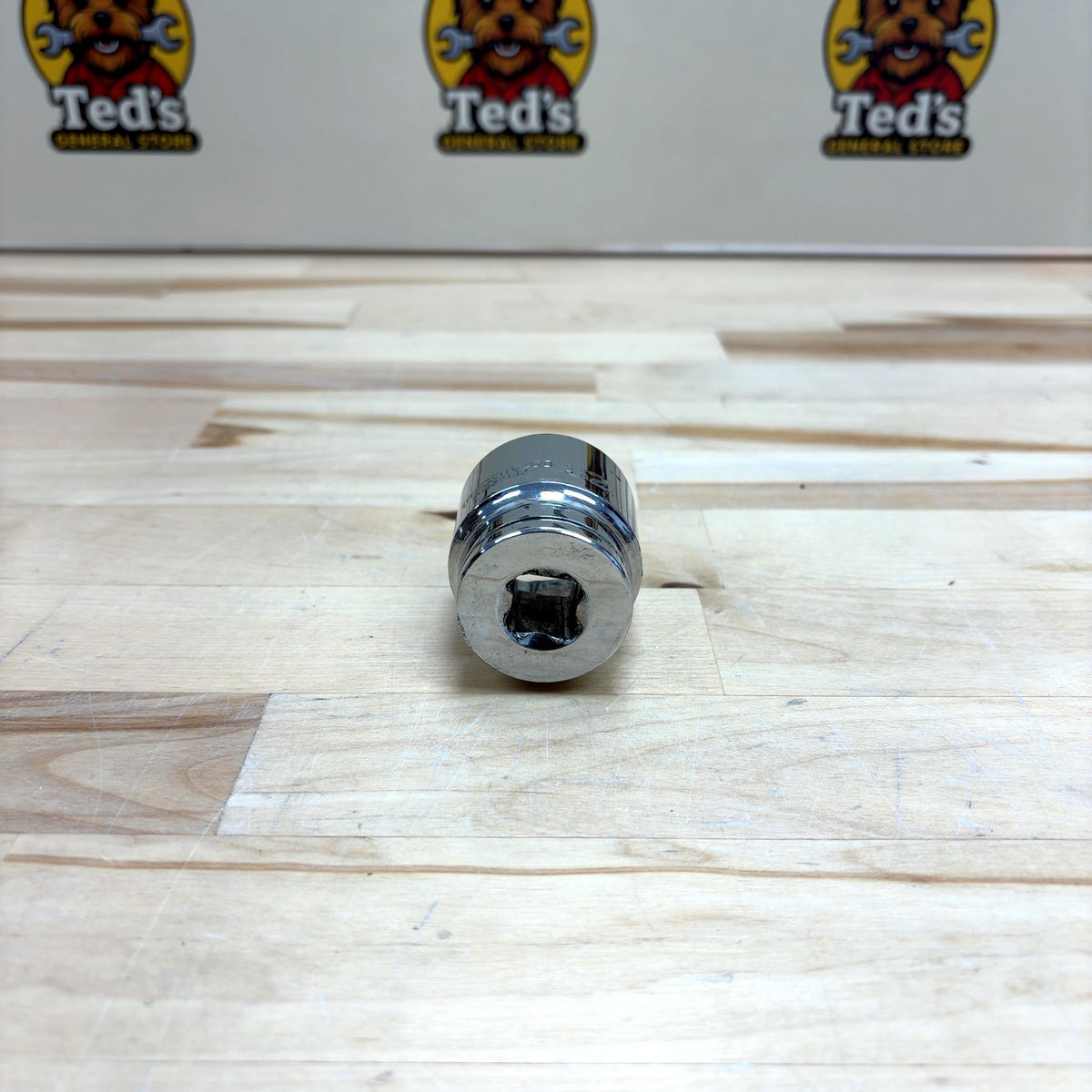 1/2 Inch Drive x 32 mm 6-Point Socket - SHD22132