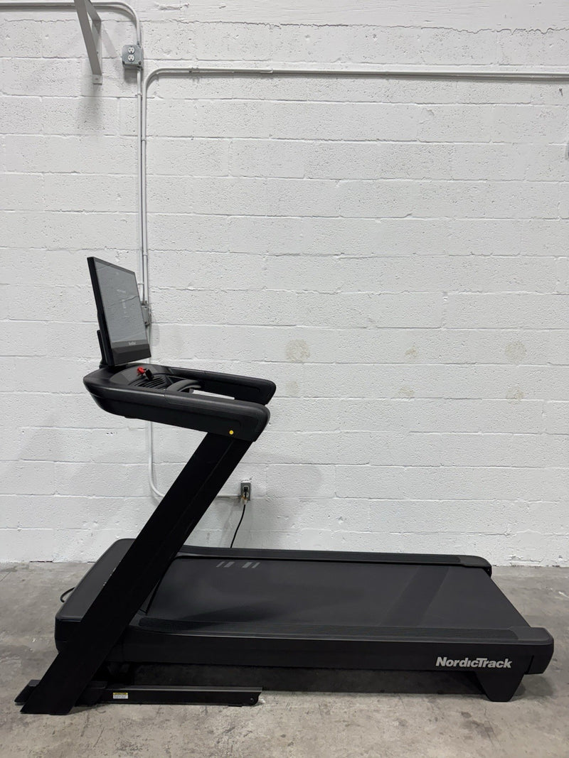 NordicTrack Treadmill Commercial 2450 iFit 24" Touchscreen NTL19125