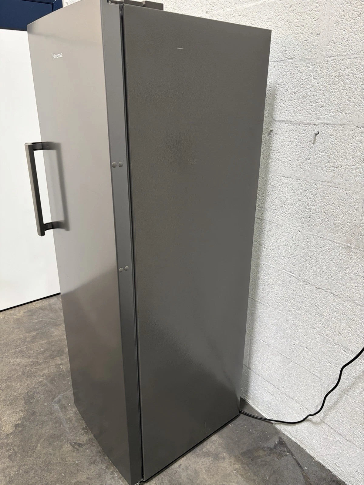 10.2 cu. ft. Garage Ready Convertible Upright Freezer HFU101N1AVE