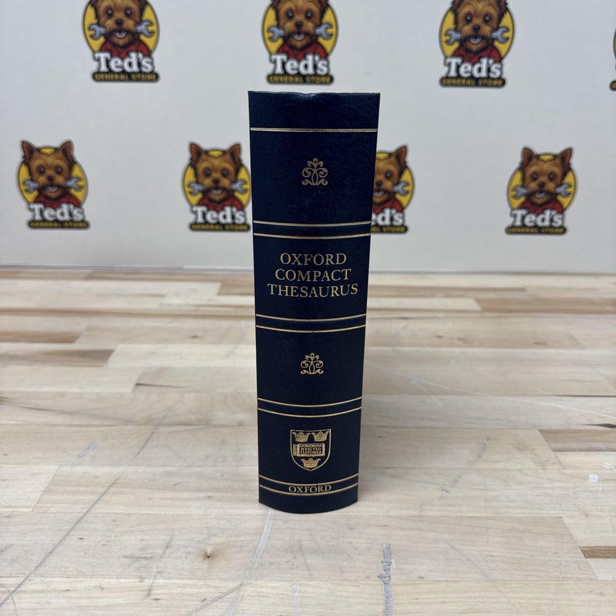 Oxford Compact Thesaurus with Compact Thesaurus
