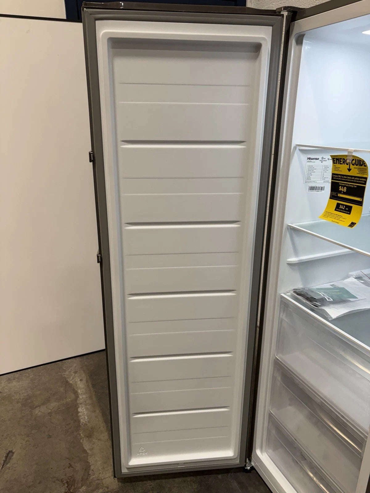 10.2 cu. ft. Garage Ready Convertible Upright Freezer HFU101N1AVE