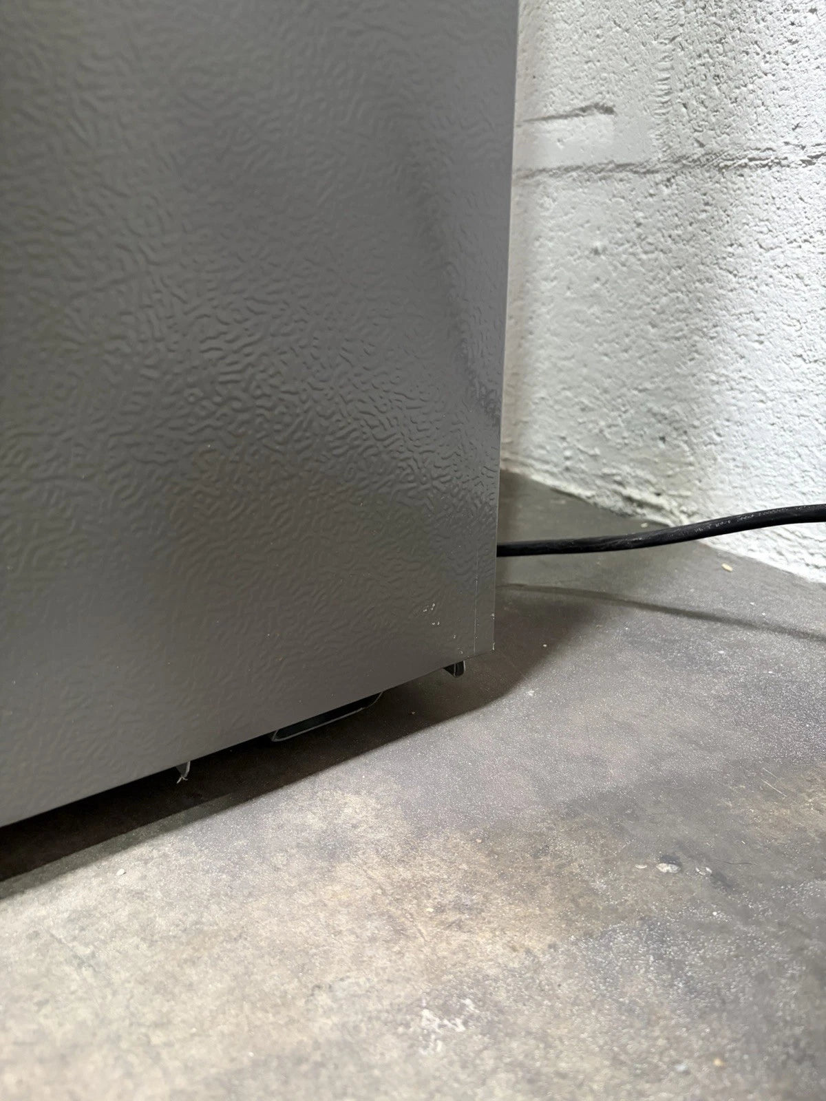 10.2 cu. ft. Garage Ready Convertible Upright Freezer HFU101N1AVE