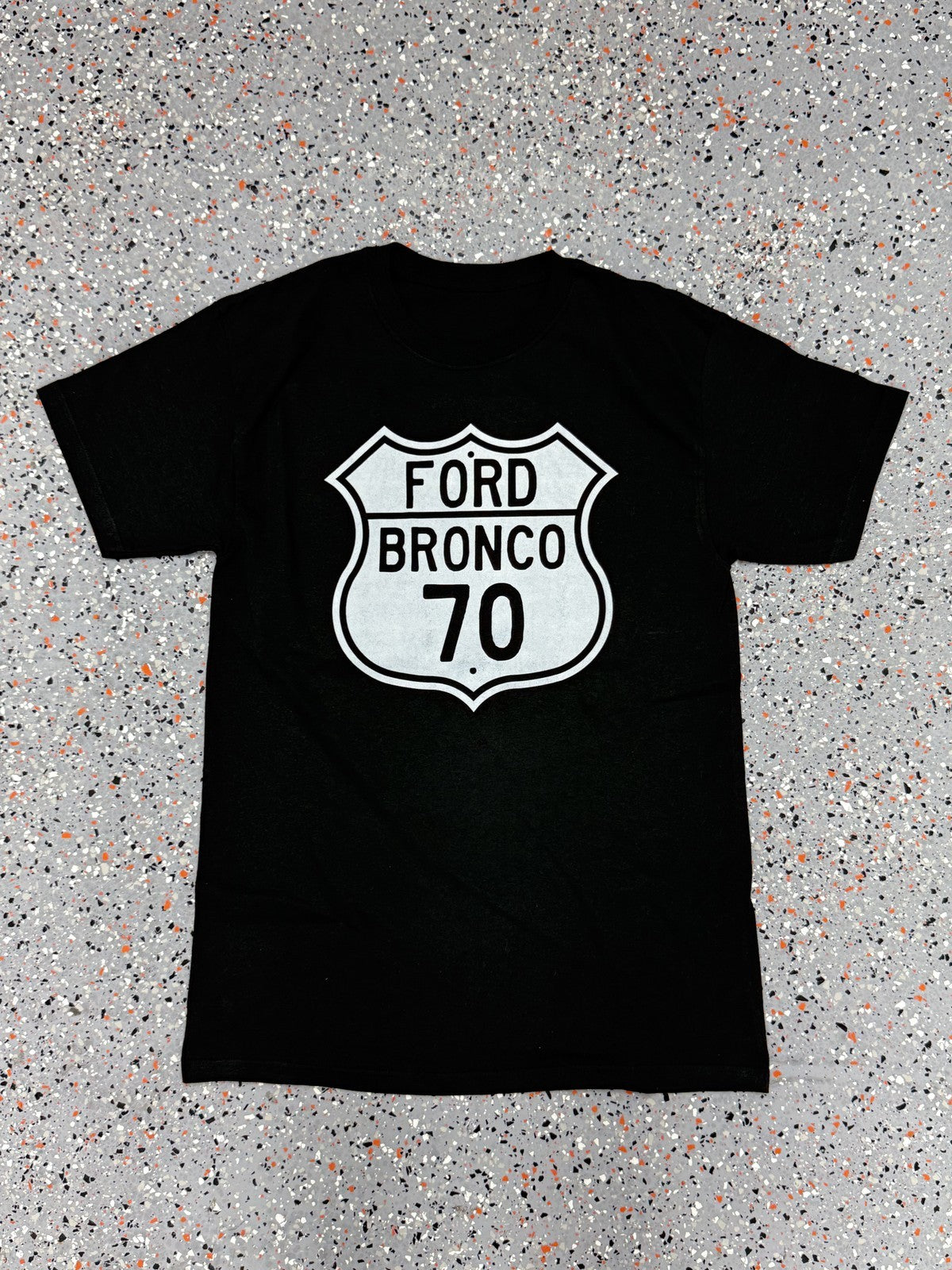 Ford Motor Co Bronco Detroit MI T-shirt Vintage Truck Since - M