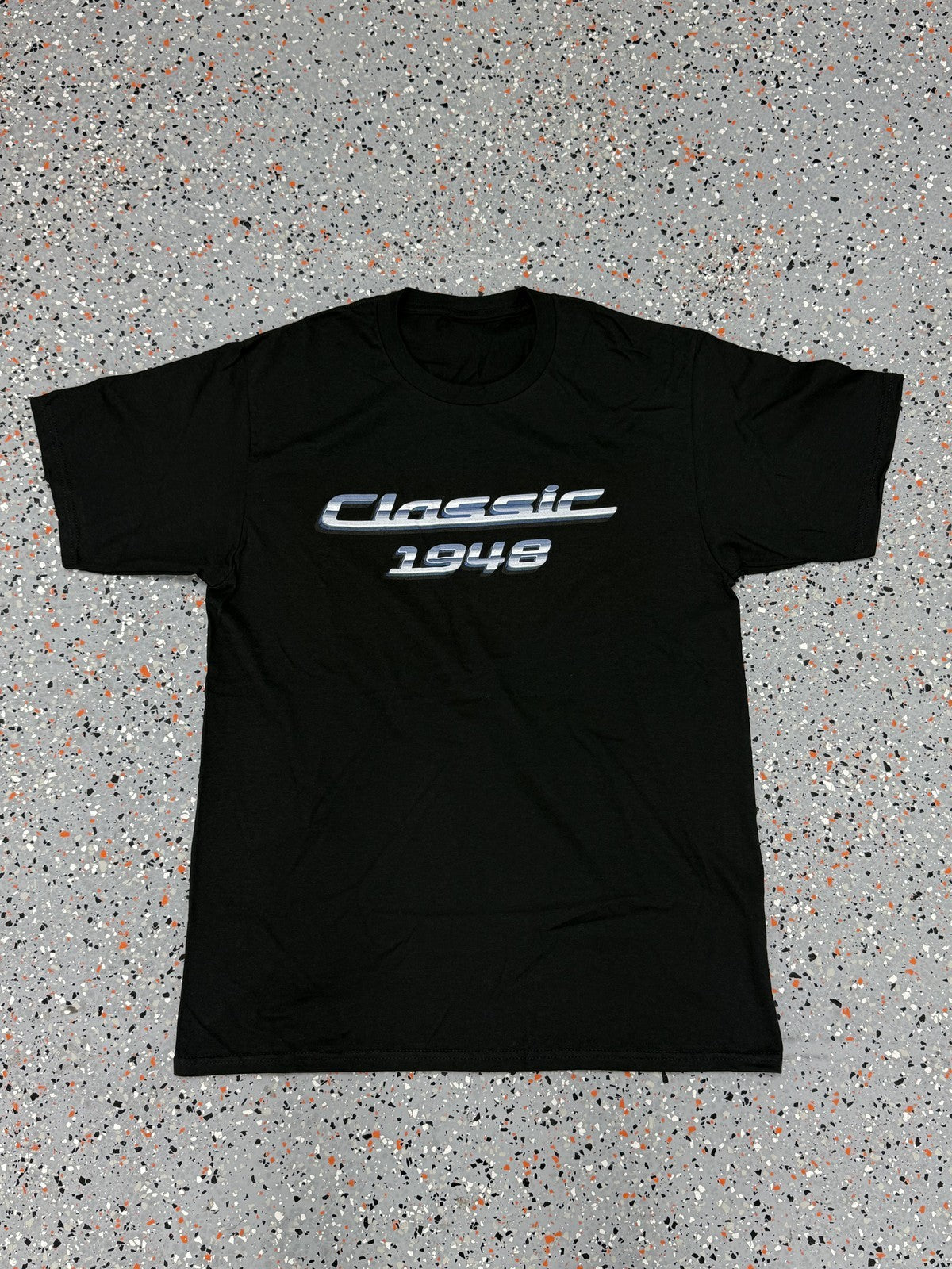 Classic 1948 Car Themed T-Shirt - M