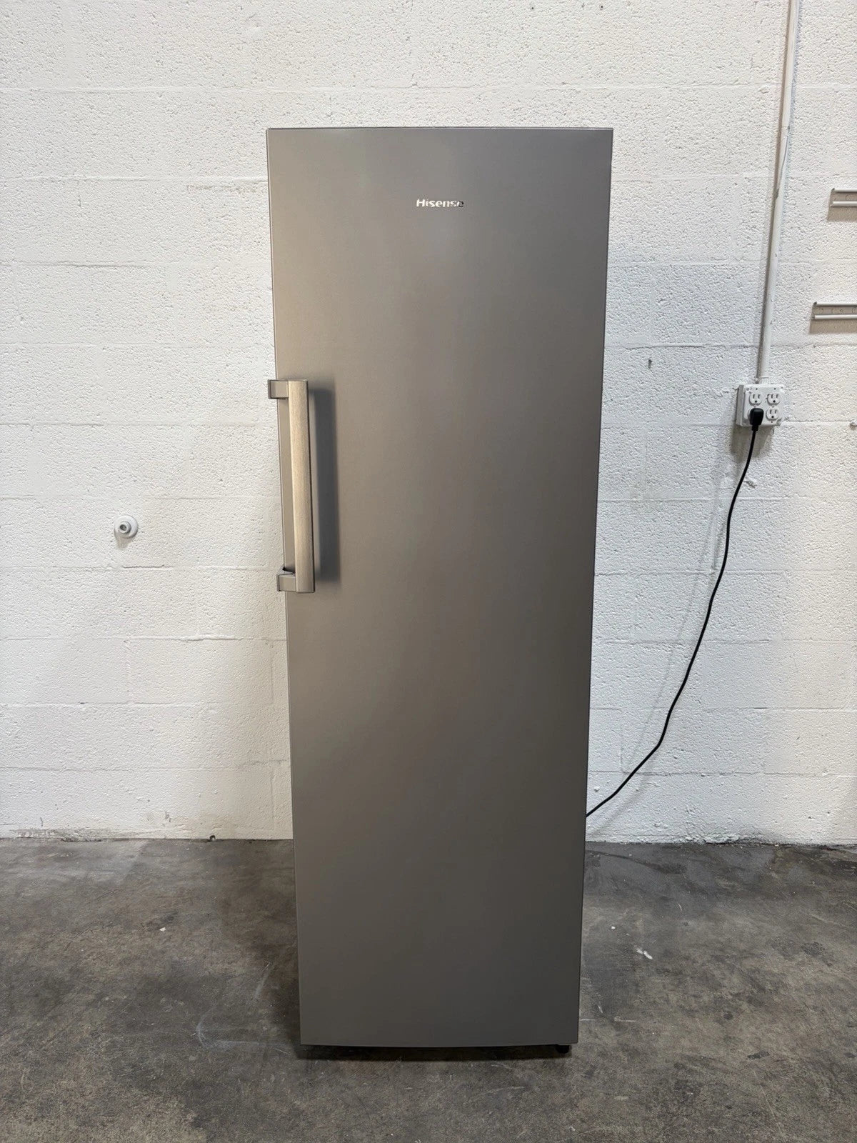 10.2 cu. ft. Garage Ready Convertible Upright Freezer HFU101N1AVE