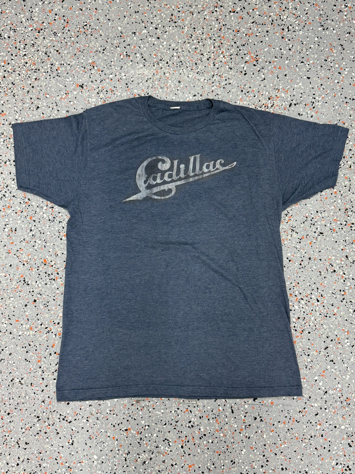 Cadillac White Text Distressed Graphic T-Shirt - L