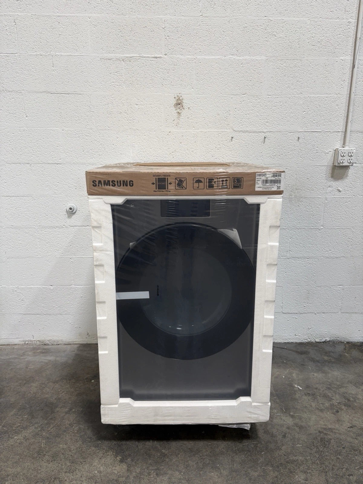 7.6 cu ft vented Front Load Stackable Bespoke Electric Dryer