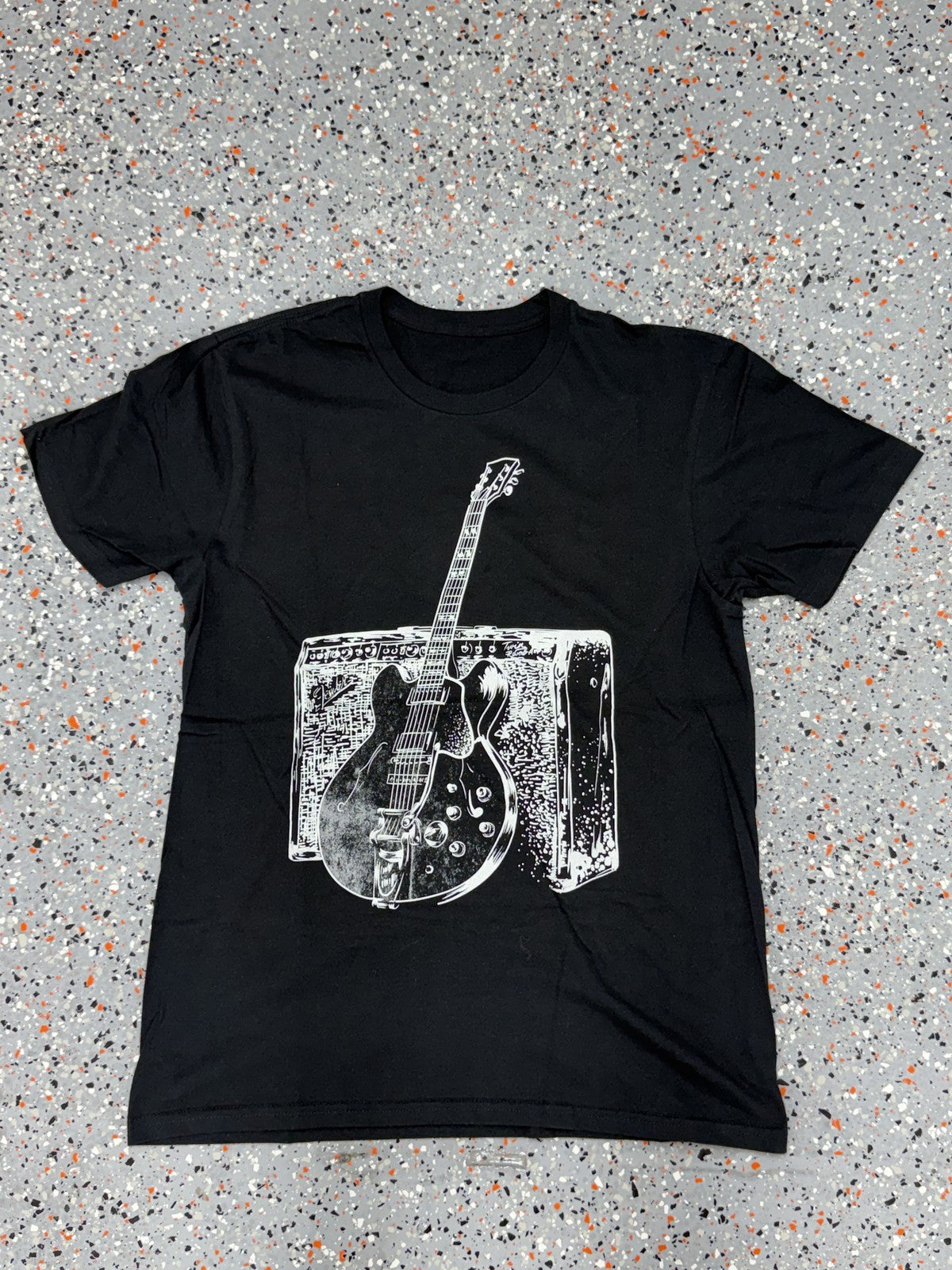 Legendary Blues Rock Guitar and Amp T-Shirt - M