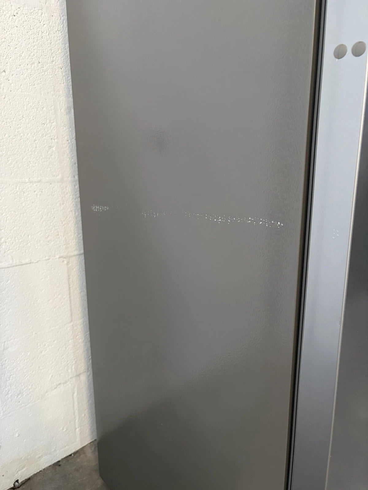 10.2 cu. ft. Garage Ready Convertible Upright Freezer HFU101N1AVE
