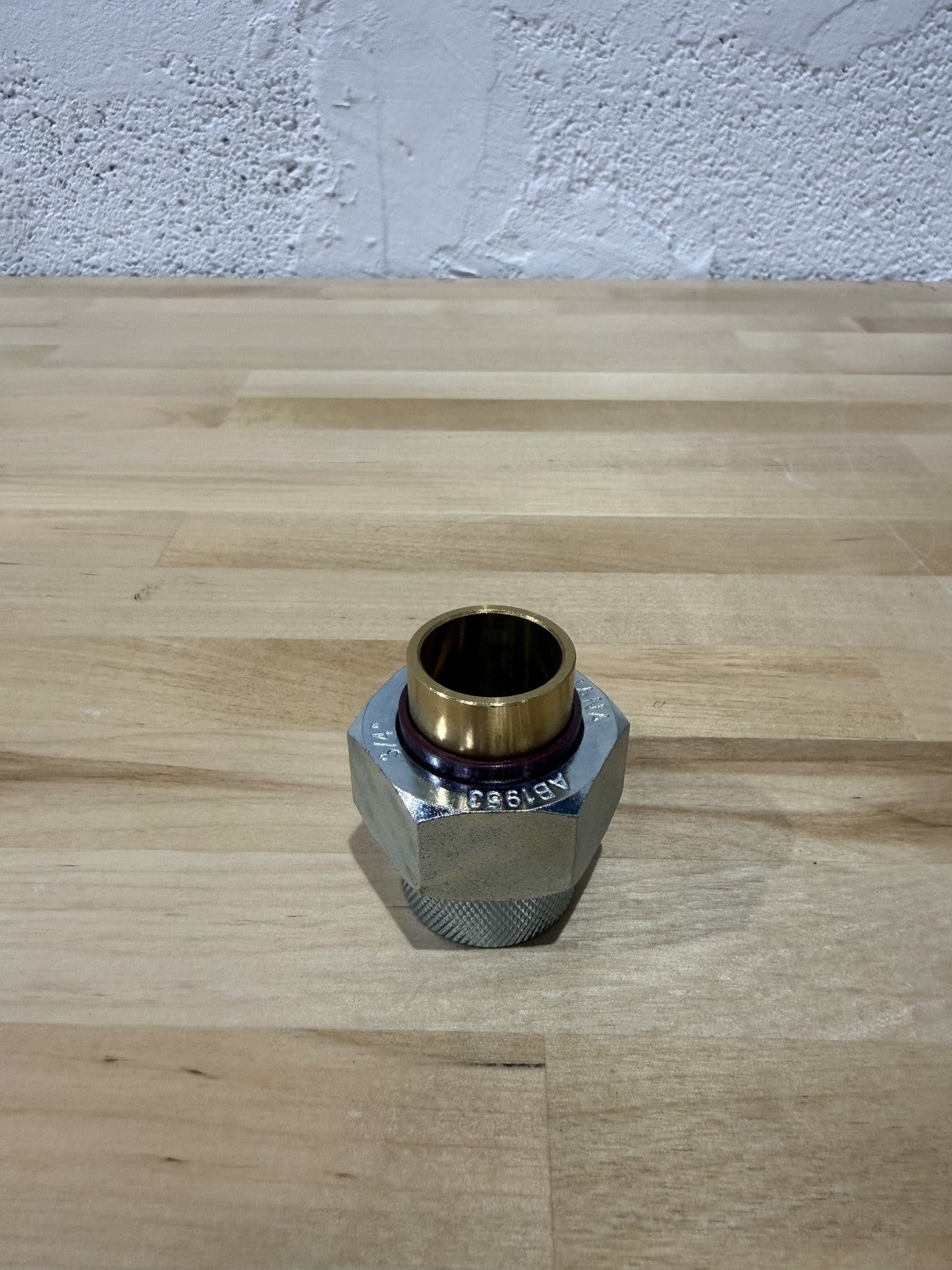 Eastman 20503 Dielectric Union, 3/4 inch FIP x 3/4 inch Solder, Brass ez-20503
